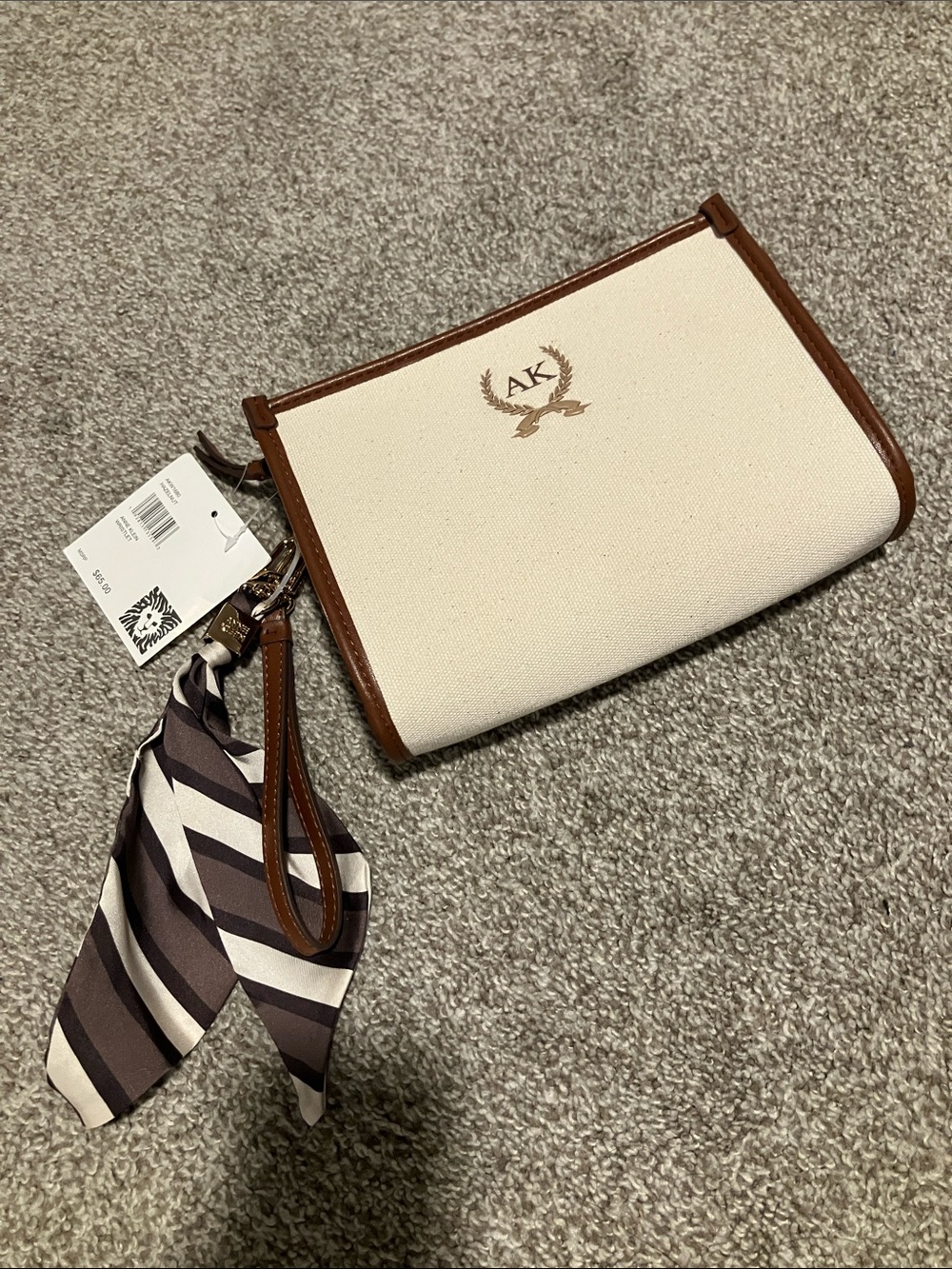 NWT ANNE KLEIN CANVAS WRISTLET CLUTCH